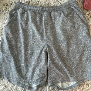 Lululemon Pace Breaker 7”